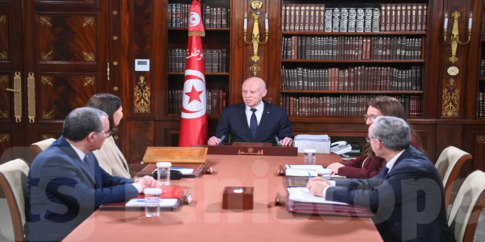 ماذا في الاجتماع الوزاري الذي أشرف عليه رئيس الدولة؟