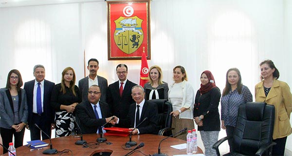 اتفاقية شراكة بين وزارة الصحة وجمعية التنسيقية التونسية لمجابهة الآفات الصحية لمكافحة السل والسيدا والملاريا