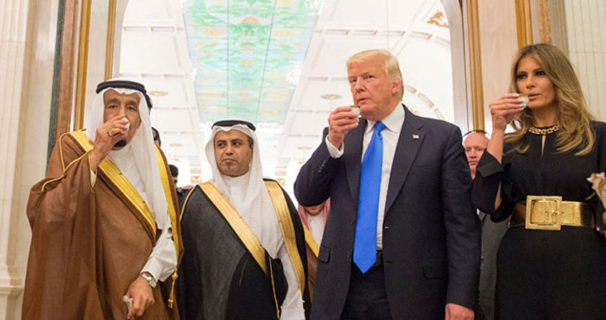 السعودية تهدي ترامب ‘زمرد وياقوت وطائرة من الذهب’