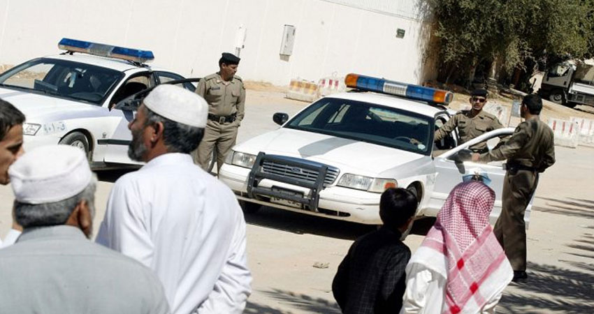رجل أمن سعودي يفتح النار على زملائه