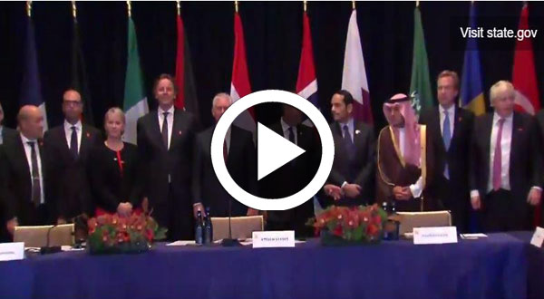 بالفيديو: لقاء دون مصافحة بين وزيري خارجية قطر والسعودية