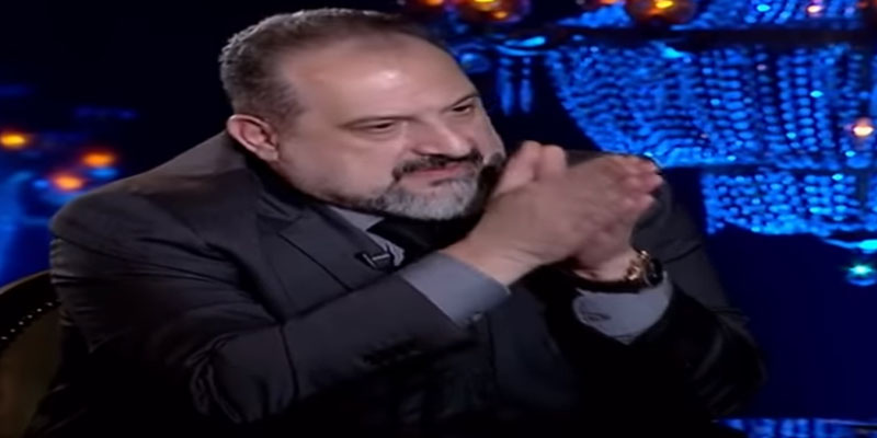 الممثل خالد الصاوي مدافعا عن حسني مبارك: ليس خائنا لبلده