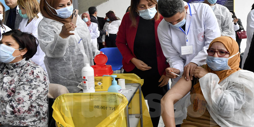Confinement général: Les personnes qui vont se faire vacciner autorisées à circuler