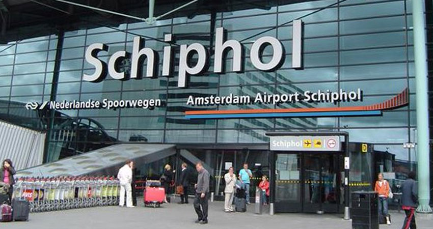 الشرطة الهولندية تطلق النار على رجل يحمل سكينا فى مطار امستردام شيبول