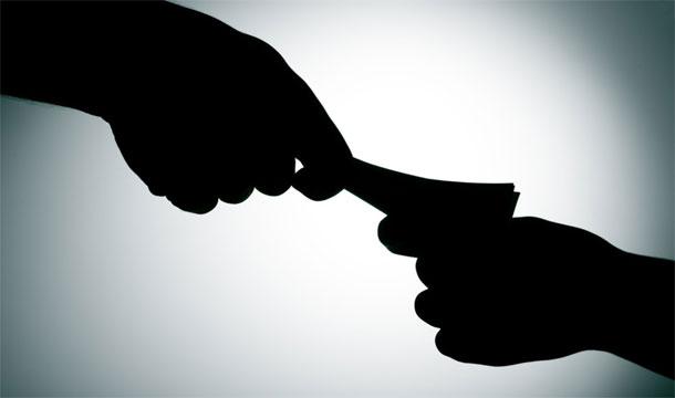 scorruption-190216-1.jpg