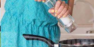 L’eau du robinet peut-elle faire monter la tension ?