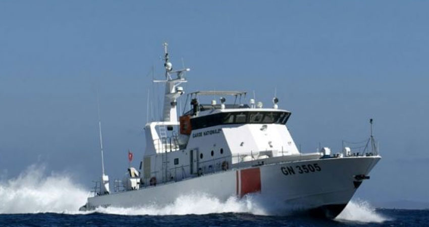 صفاقس :الحرس البحري يُنقذ مجتازين قبالة سواحل قرقنة
