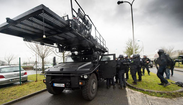 Le GIGN ne peut acquérir de véhicules d'assaut français hors de prix, mais pas pour le Qatar