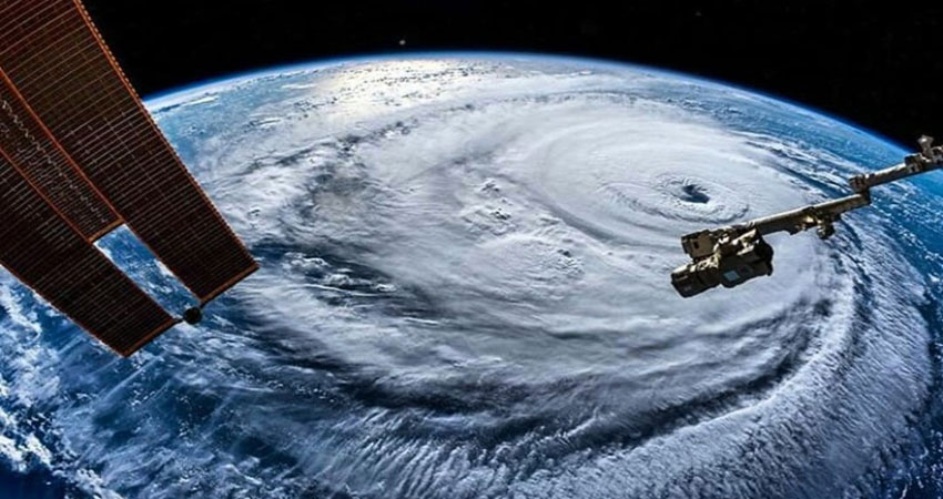 بالفيديو... ‘إعصار فلورنس ’المدمر يجتاح أمريكا