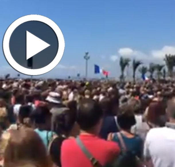 En vidéo...Une minute de silence en hommage aux victimes de l'attentat de Nice