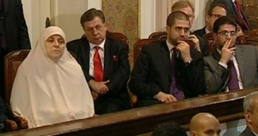 عائلة محمد مرسي: السيسي قتل والدنا
