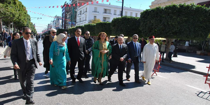  بالصور: رئيسة بلدية تونس تشرف على خرجة تونسية وعلى معرض للصناعات التقليدية بالعاصمة
