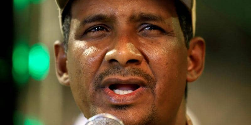 المجلس العسكري يحدد شرطه لتسليم السلطة في السودان