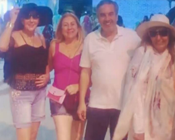 الممثلة سهير رمزي تخلع الحجاب بعد ارتدائه 20 عاماً