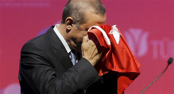 Recep Tayyip Erdogan s'excuse et appelle à restaurer les relations avec la Russie