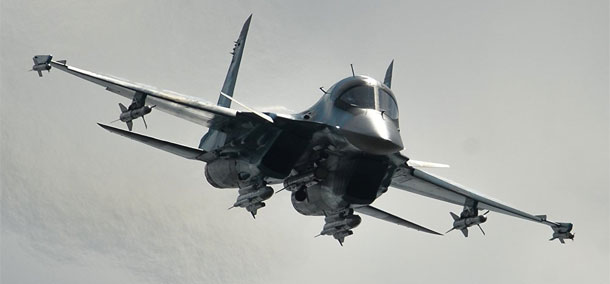 Les Su-34 russes frappent plus de 100 camions-citernes de Daech, en Syrie
