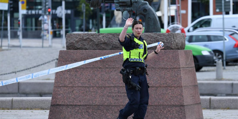 شرطة السويد تطلق النار على رجل في مالمو زعم أن بحوزته متفجرات