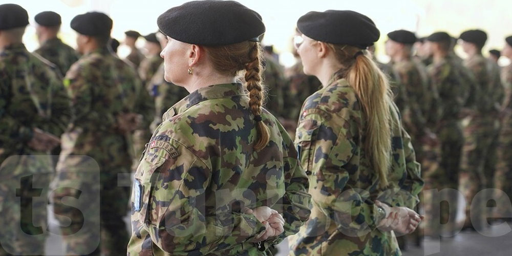 السويسريون يرفضون الخدمة الوطنية الإلزامية للنساء