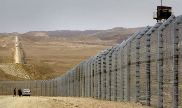 Deux groupes américains assureront la surveillance électronique à la frontière tuniso-libyenne