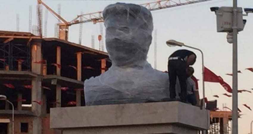 الطبوبي يدشن برادس نصبا تذكاريا للزعيم الوطني فرحات حشاد