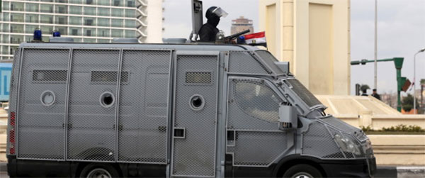 السلطات المصرية تستنفر.. إغلاق محطة الميترو المؤدية لميدان التحرير بالقاهرة تأهباً لمظاهرات رافضة لاتفاقية تيران وصنافير