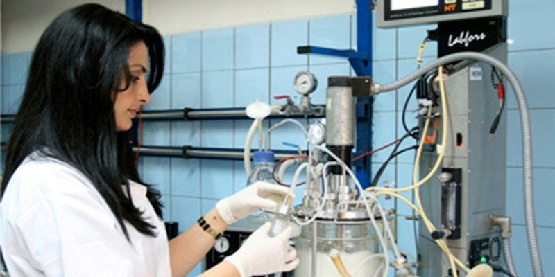 La Tunisie a le second taux des femmes diplômées des filières scientifiques le plus élevé au monde