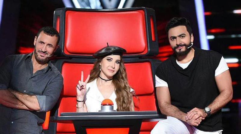 والد طفل بذو فويس كيدز ينفعل على كاظم الساهر ويدخل معه في مشادة كلامية