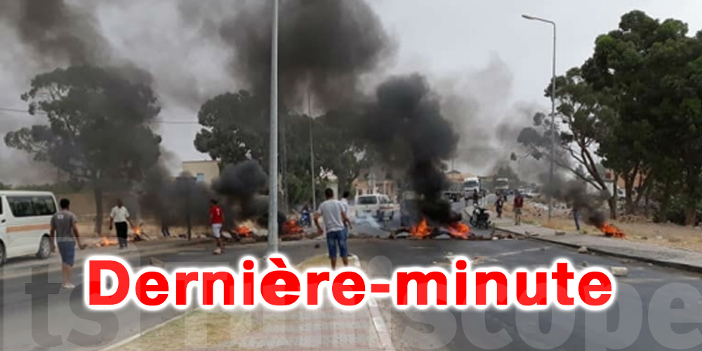 Tunisie : Des agriculteurs ferment les routes 