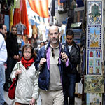 Agression contre un couple suisse avec un outil tranchant à la Kasba