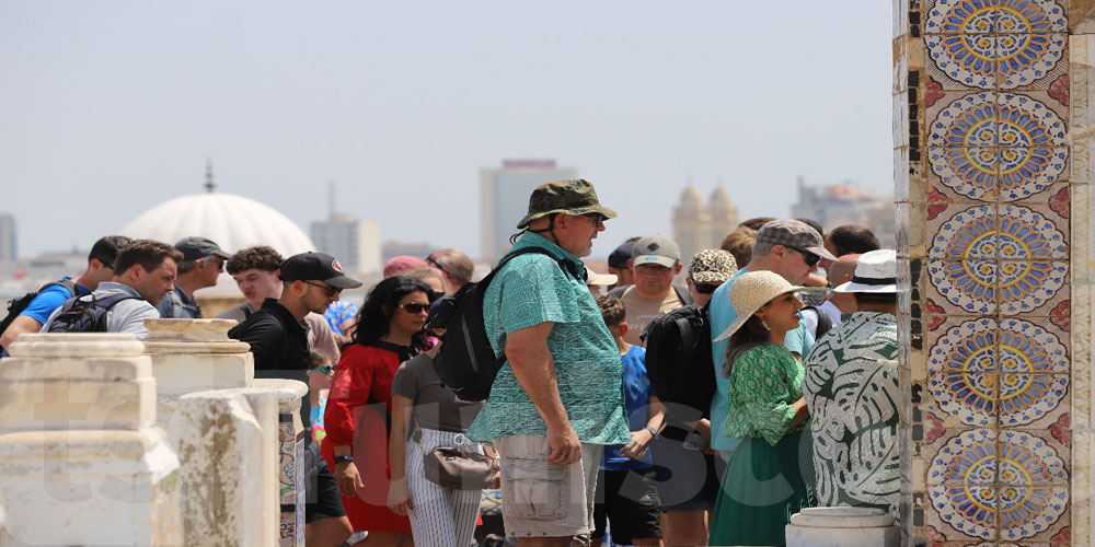 touristes-120625-v3.jpg