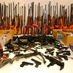 Le négoce d'armes finalement retenu comme crime terroriste