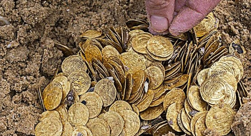 بن عروس: حجز 2 تماثيل و15 قطعة نقدية من المعدن الأصفر جميعها أثرية