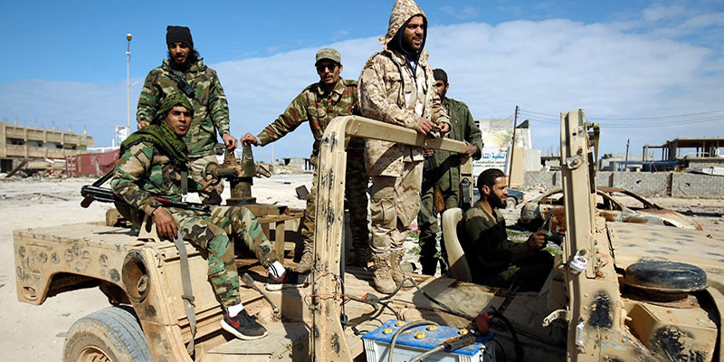 A Tripoli, échanges de tirs entre les troupes de Haftar et celles d'Al Sarraj