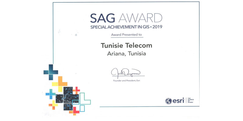Tunisie Telecom reçoit  le prix  Special Achievement in GIS Award