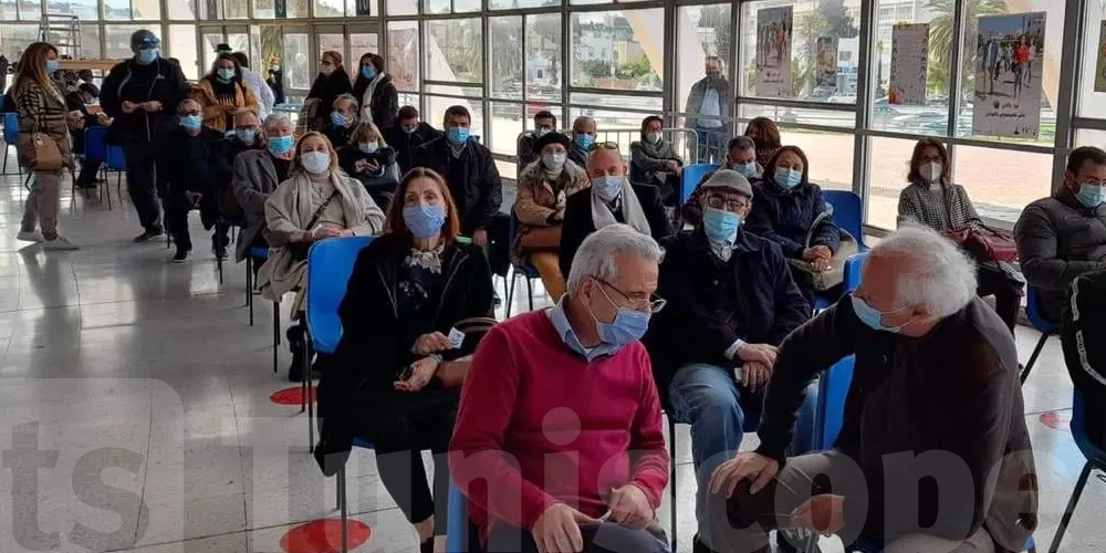 Combien de Tunisiens sont-ils complètement vaccinés ?