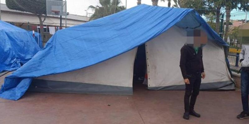إسبانيا: تواصل احتجاز مهاجرين تونسيين في ظروف ''غير انسانية''