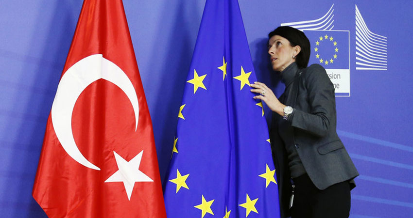الاتحاد الأوروبي يستبعد اي فرضية محادثات انضمام تركيا