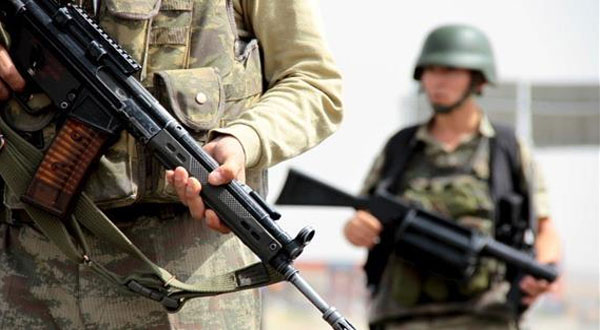 مقتل 4 جنود في انفجار قنبلة جنوب شرق تركيا