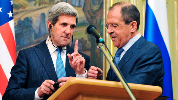 وزير الخارجية الأميركي يتهم موسكو بتدمير حلب