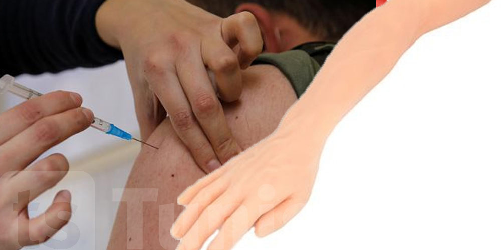 Coronavirus : Il tente de se faire vacciner sur un faux bras en silicone