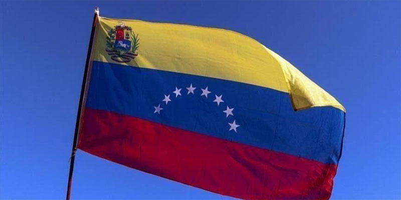 فنزويلا تعيد فتح حدودها مع كولومبيا