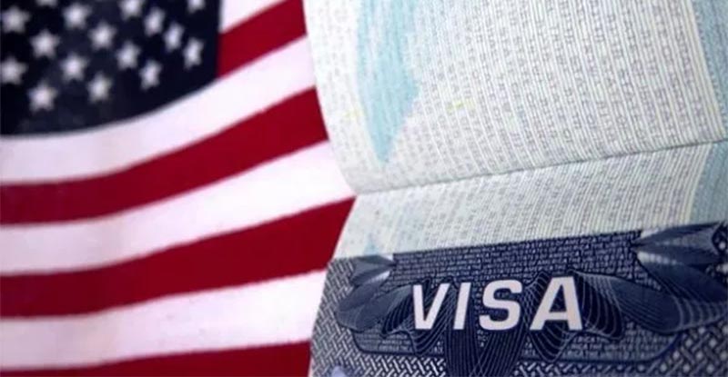 الولايات المتحدة تفرض على طالبي تأشيراتها إجراءات جديدة