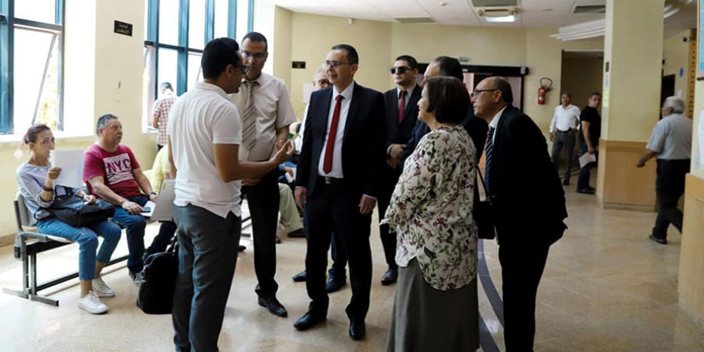 صور: وزير أملاك الدولة في زيارة فجئية للإدارة الجهوية للملكية العقارية بتونس