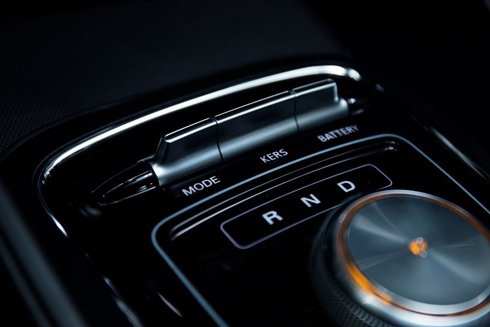 voiture-electrique-280820-2.jpg