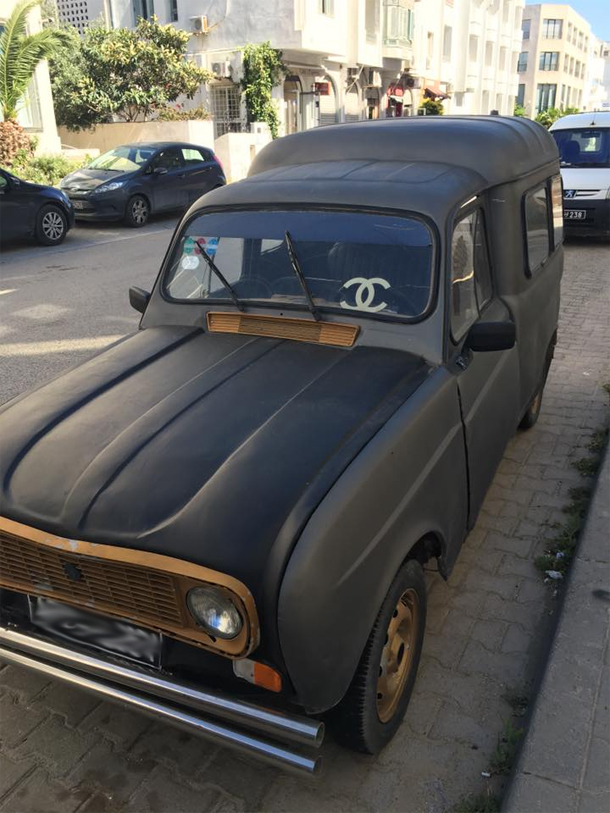 Photo du jour-tuning: voiture ‘Chanel’ made in Tunisia
