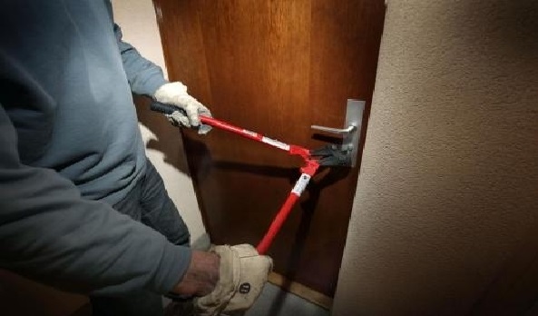 Arrestation de 5 délinquants spécialisés dans le vol par effraction