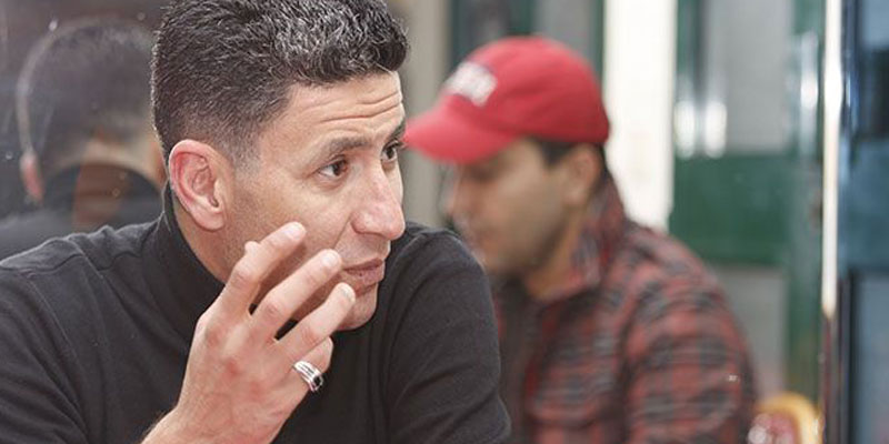 زبير بية يعود إلى الملاعب بعد 10 سنوات من الاعتزال