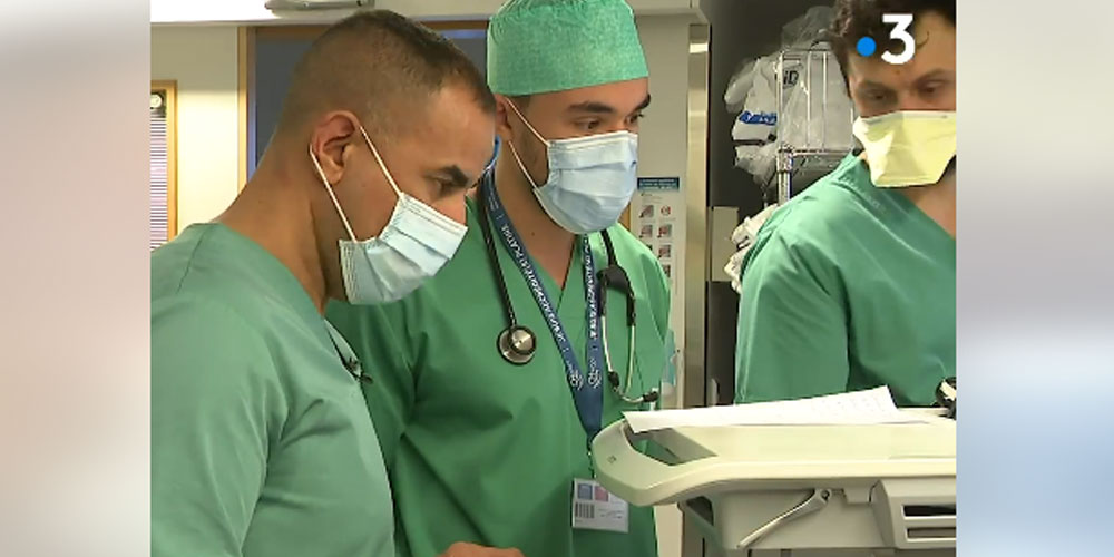En vidéo : le Tunisien Karim Ounas devient médecin à l’âge de 47 ans et enchante les Français 