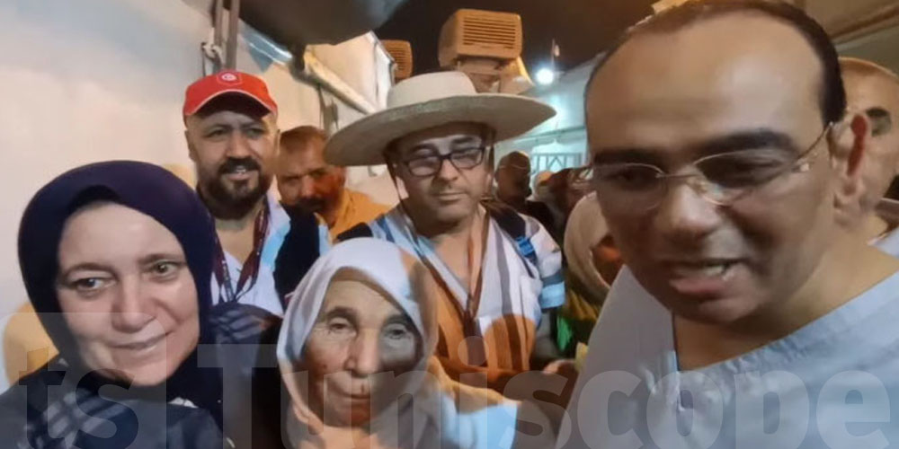 بالفيديو :   وزير الشؤون الدينية يزور أكبر حاجة تونسية بمخيم منى